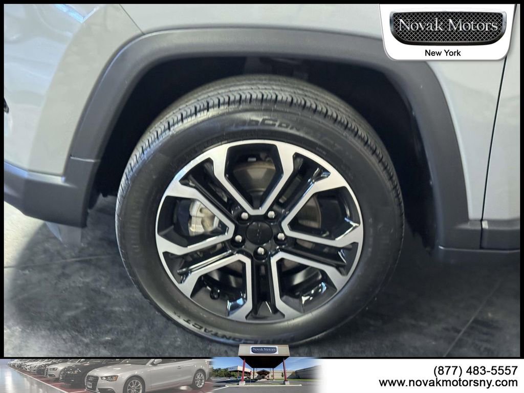 Used 2022 Jeep Compass Limited w/ Sun and Sound Group AWD/4WD image 9