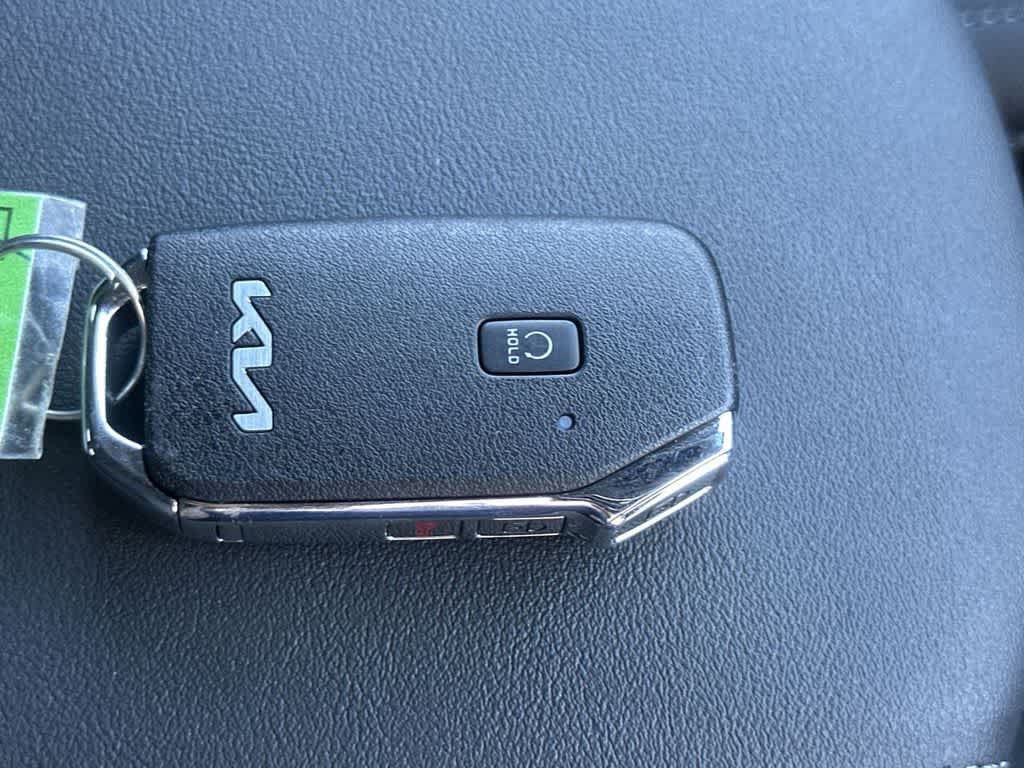 Certified 2026 Kia Seltos EX w/ EX Sunroof Package FWD image 28
