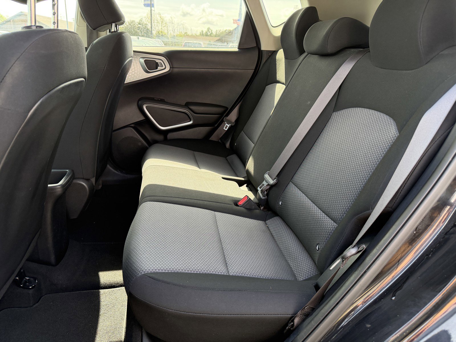 Used 2020 Kia Soul LX image 9