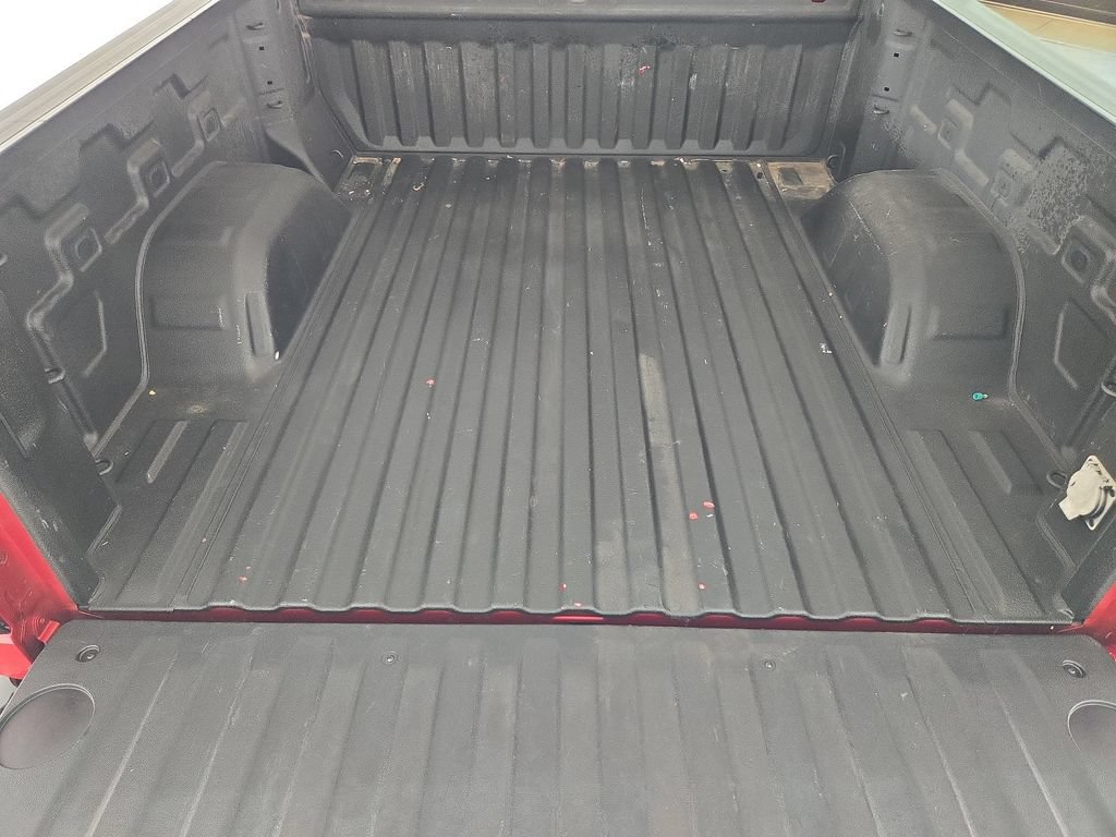 Used 2024 GMC Sierra 1500 Elevation AWD/4WD image 32