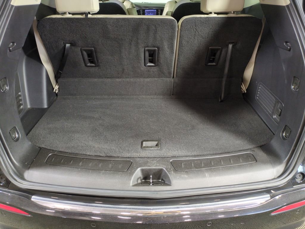 Used 2021 Buick Enclave Essence w/ Sport Touring Edition image 26