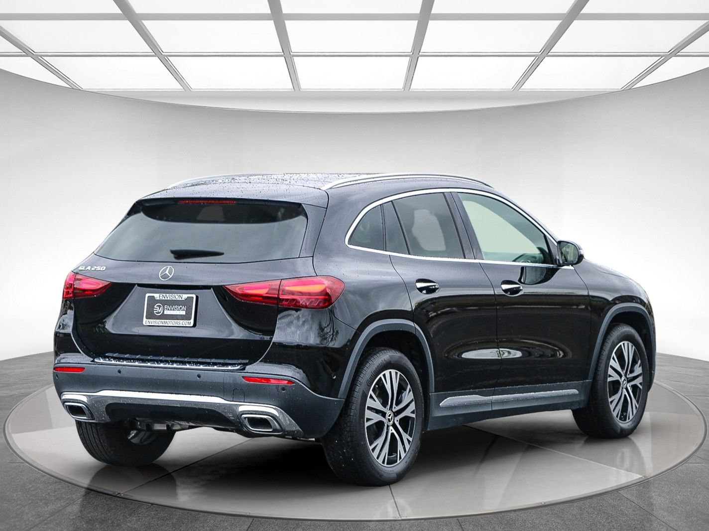 Used 2025 Mercedes-Benz GLA 250 image 4