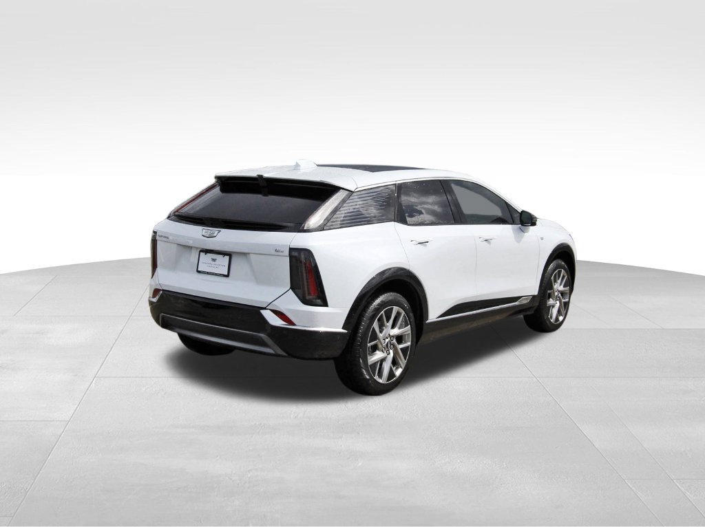 New 2027 Cadillac Optiq Luxury AWD/4WD image 4