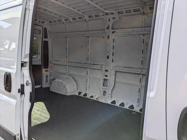 Used 2021 RAM ProMaster 2500 image 11