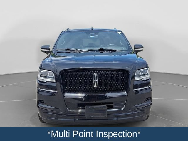 Used 2022 Lincoln Navigator L Reserve w/ Equipment Group 201A AWD/4WD image 3