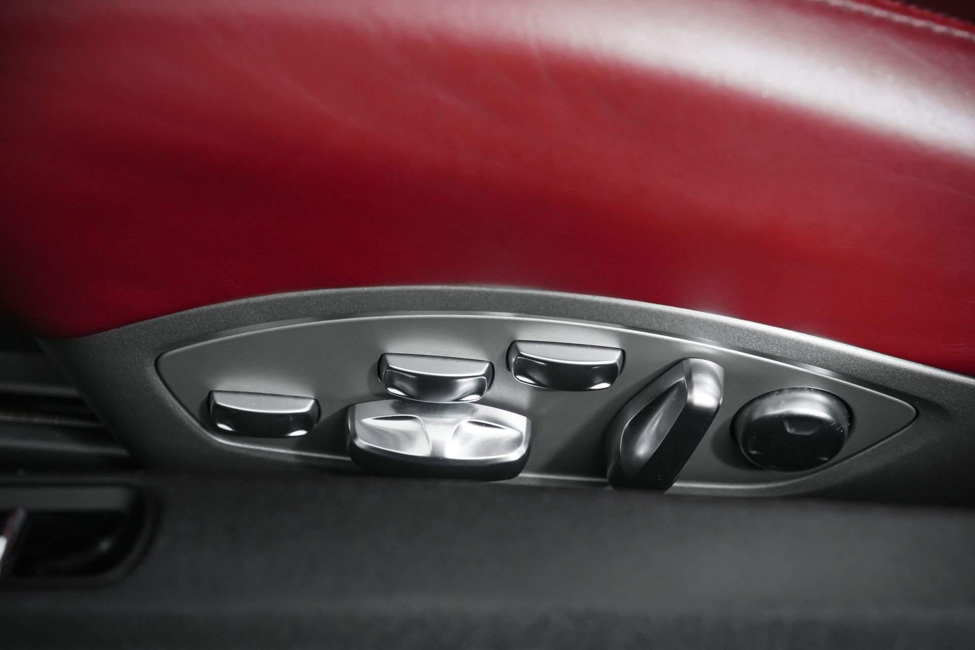 Used 2018 Porsche 911 Targa 4 GTS image 85