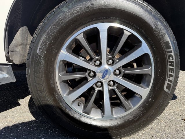 Used 2020 Ford Expedition XLT w/ Equipment Group 202A image 17