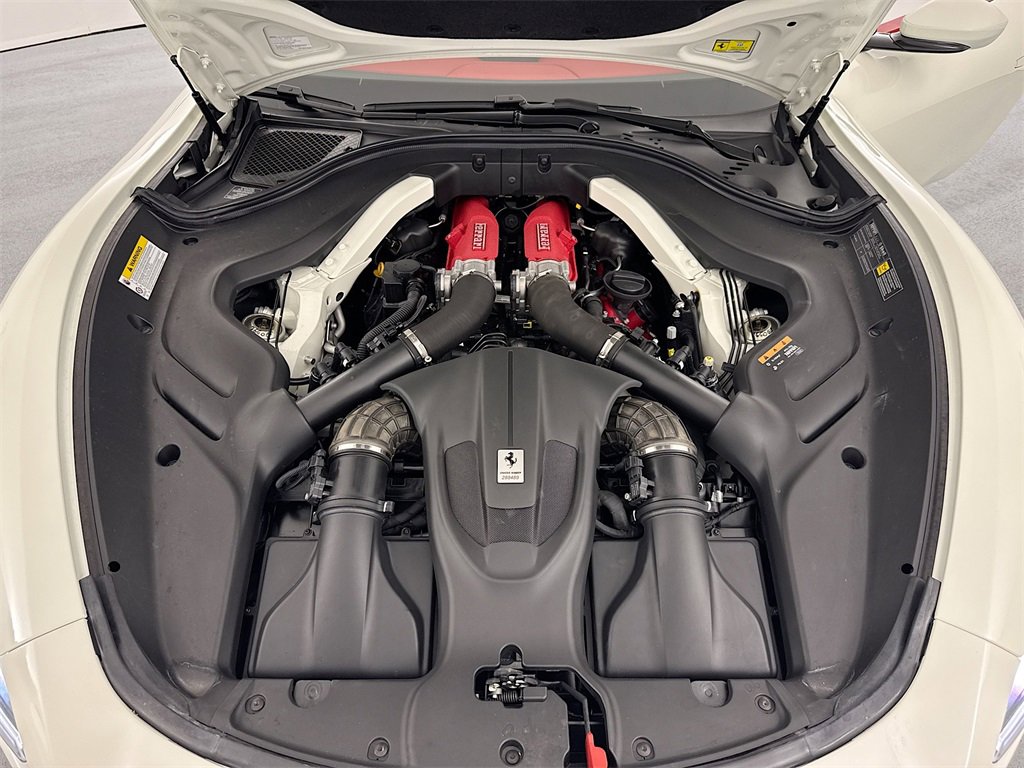 Used 2023 Ferrari Roma image 32