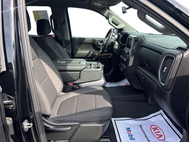 Used 2020 Chevrolet Silverado 1500 LT Trail Boss w/ Convenience Package AWD/4WD image 11