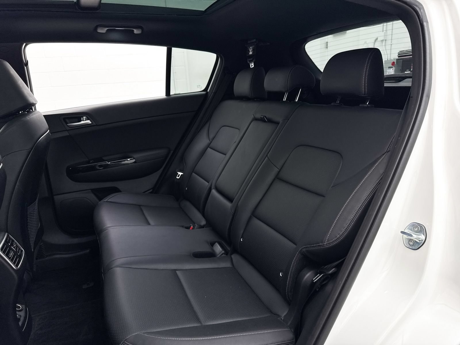 Certified 2022 Kia Sportage Nightfall Edition w/ Nighfall AWD Premium Package image 30