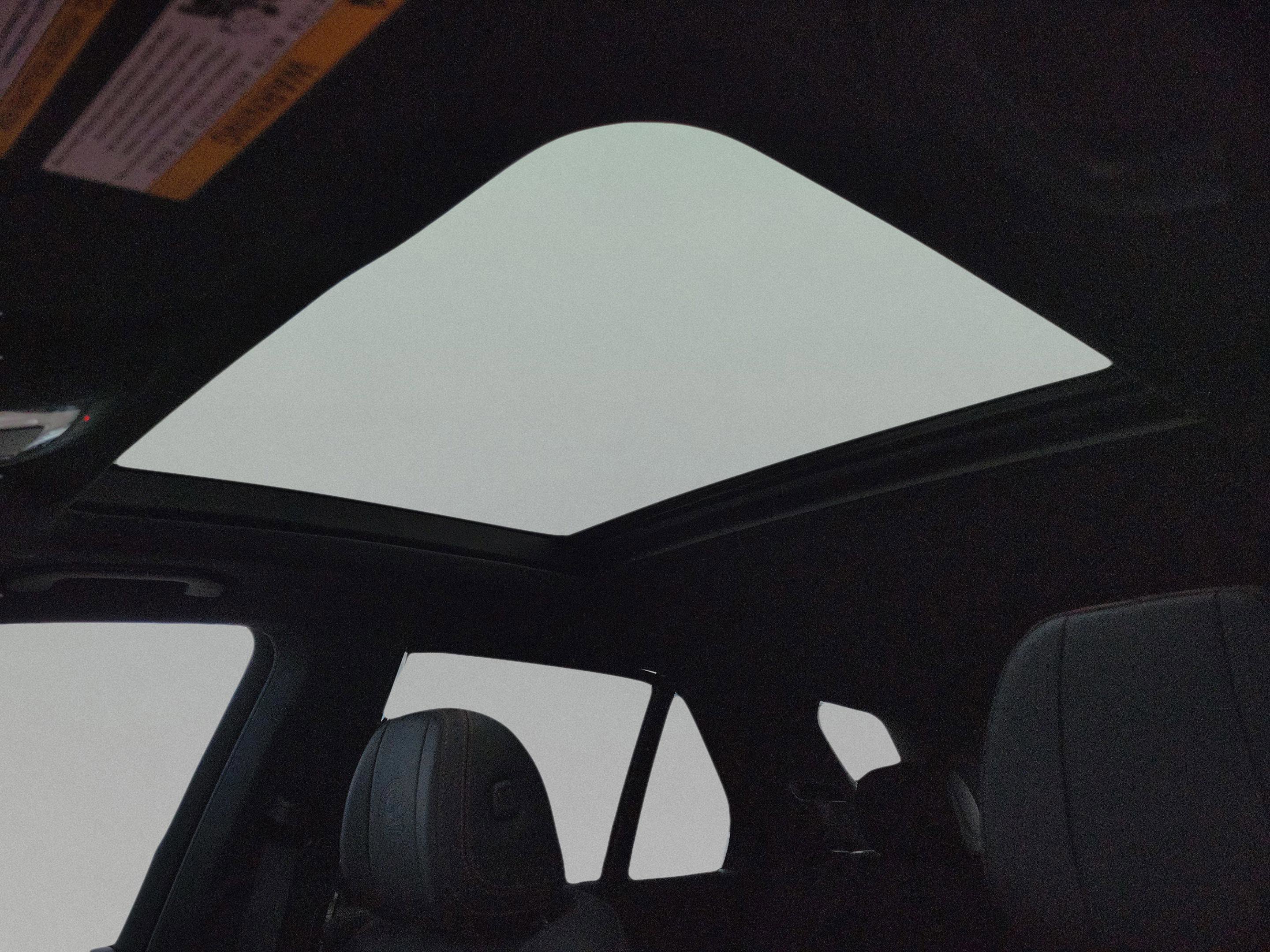 New 2026 Mercedes-Benz GLE 63 AMG S image 36