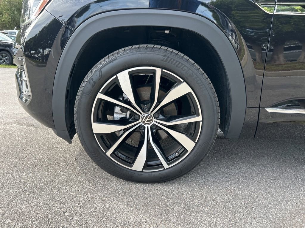 Used 2025 Volkswagen Atlas SEL Premium R-Line image 56