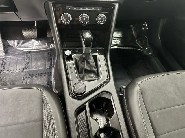 Certified 2023 Volkswagen Taos SE w/ Panoramic Sunroof Package image 8