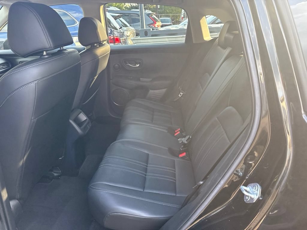 Used 2024 Honda HR-V EX-L image 4