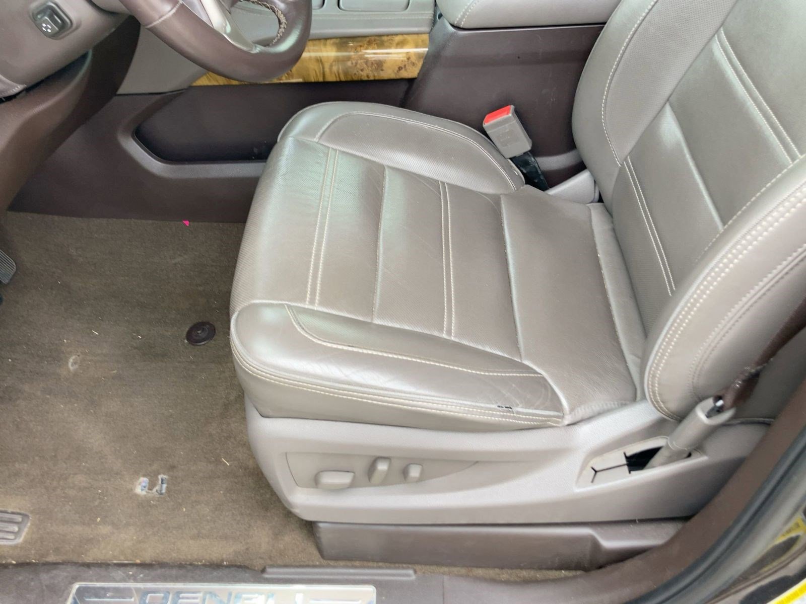 Used 2017 GMC Yukon Denali w/ Open Road Package image 13