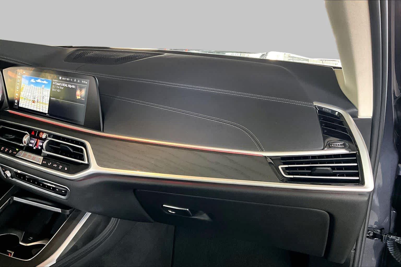 Used 2021 BMW X7 xDrive40i w/ Premium Package AWD/4WD image 17
