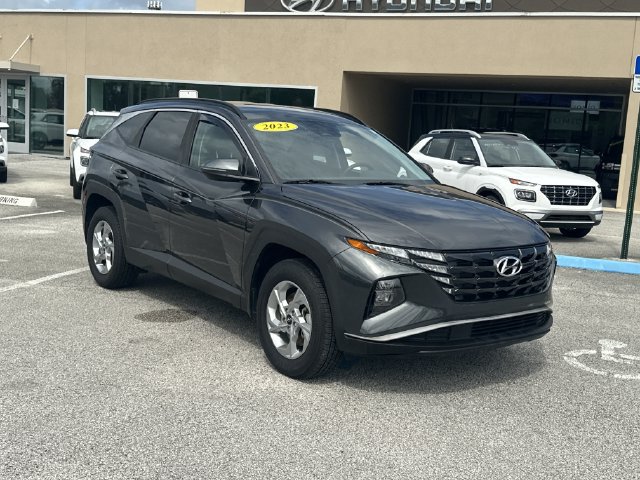Certified 2023 Hyundai Tucson SEL AWD/4WD image 4