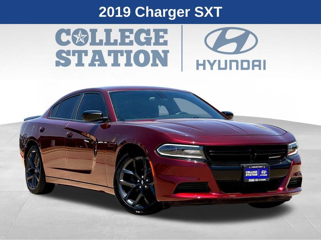 Used 2019 Dodge Charger SXT w/ Plus Group RWD image 1