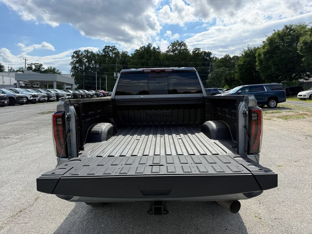 Used 2025 GMC Sierra 2500 AT4 w/ AT4 Premium Plus Package AWD/4WD image 28