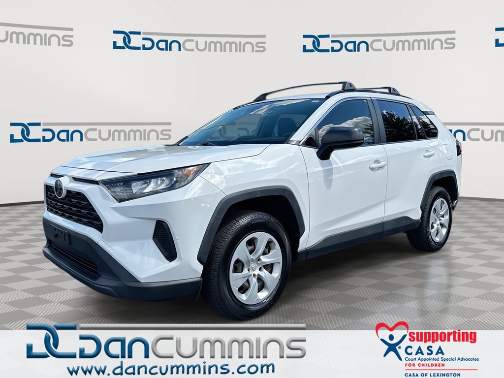 Used 2019 Toyota RAV4 LE AWD/4WD image 1