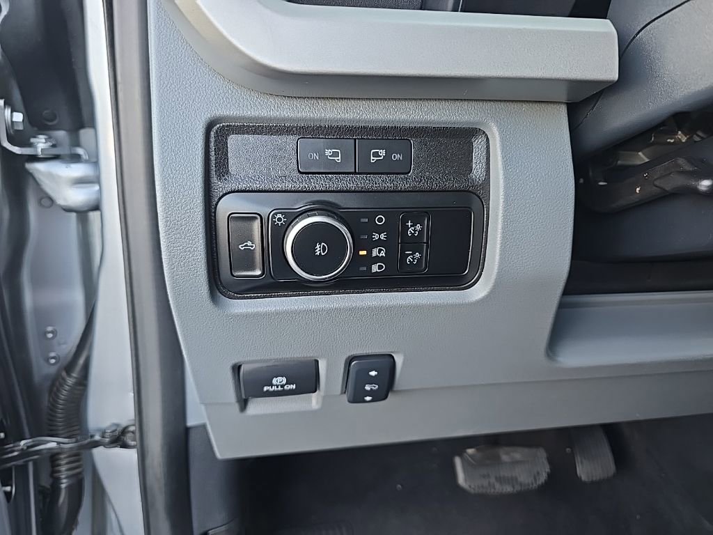 Used 2024 Ford F450 XLT w/ 360-Degree Camera Package image 18