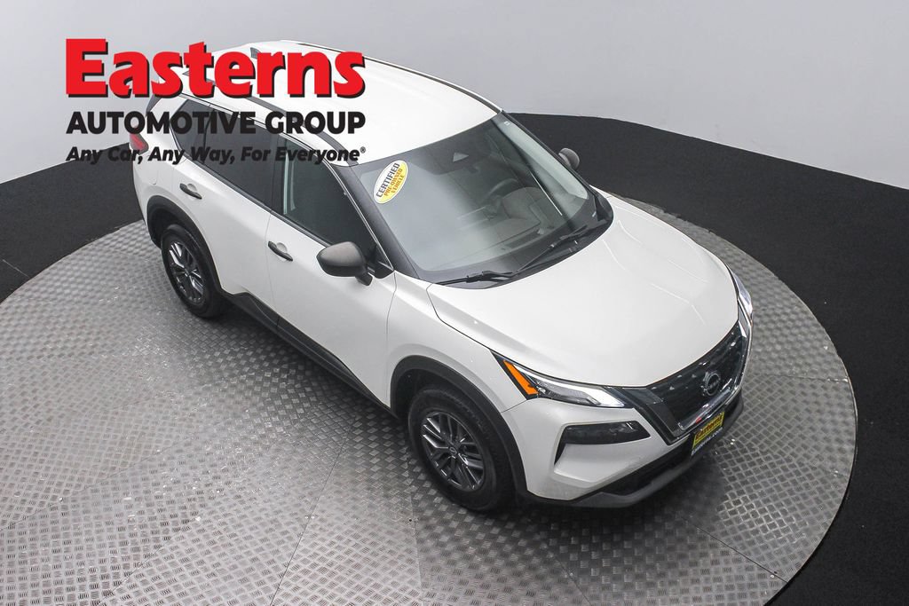 Used 2023 Nissan Rogue S AWD/4WD image 3