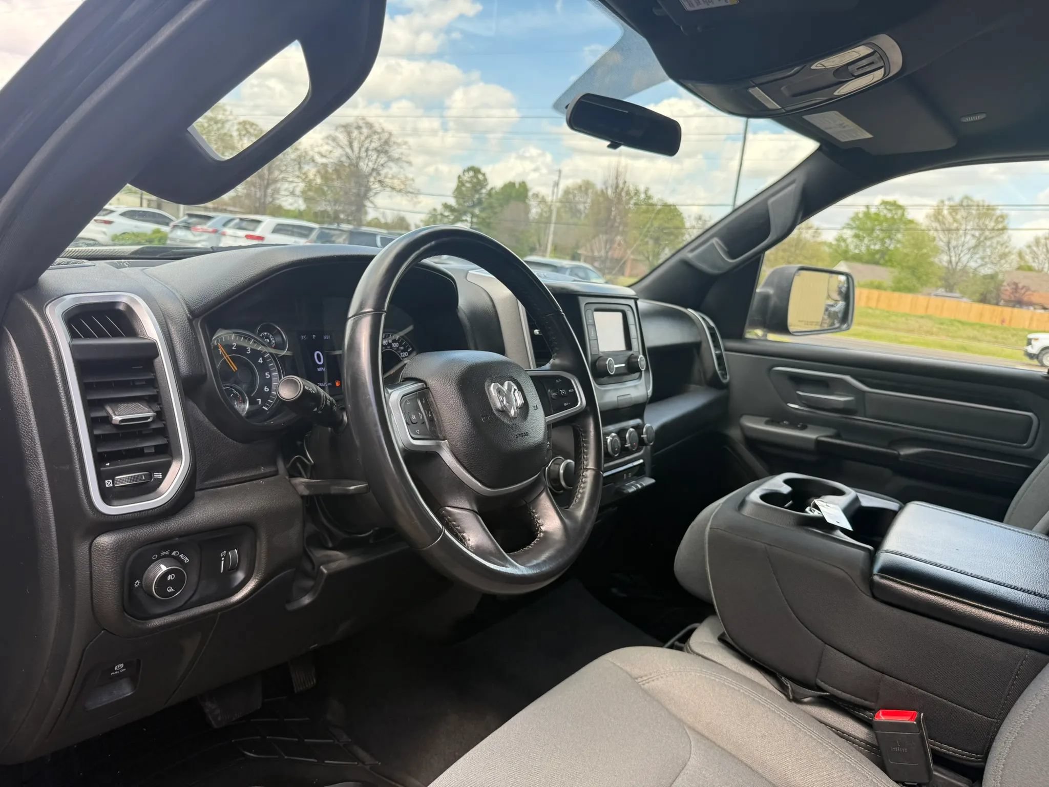 Used 2022 RAM 1500 Big Horn AWD/4WD image 9