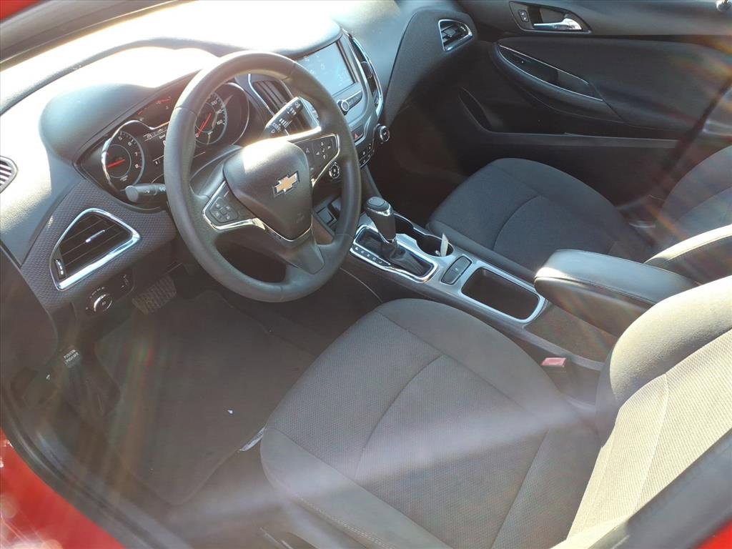 Used 2017 Chevrolet Cruze LT w/ Convenience Package image 13