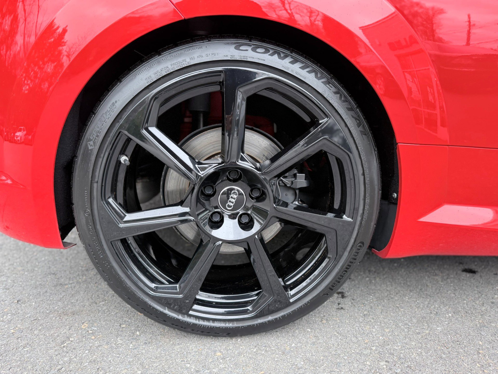 Used 2018 Audi TT RS w/ Dynamic Plus Package AWD/4WD image 37
