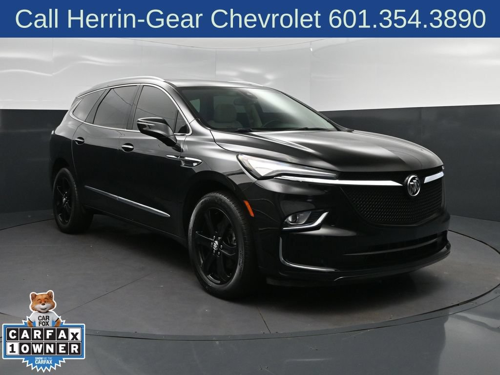 Used 2023 Buick Enclave Essence w/ Experience Buick Package FWD image 9