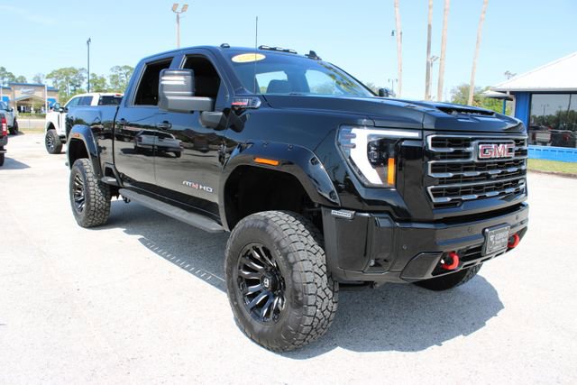 Used 2025 GMC Sierra 2500 AT4 w/ AT4 Premium Plus Package image 16