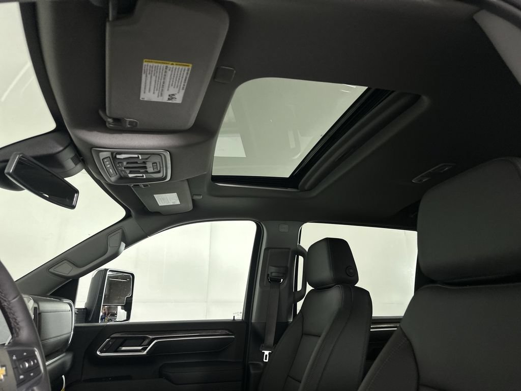 New 2026 Chevrolet Silverado 2500 LTZ w/ LTZ Convenience Package AWD/4WD image 20
