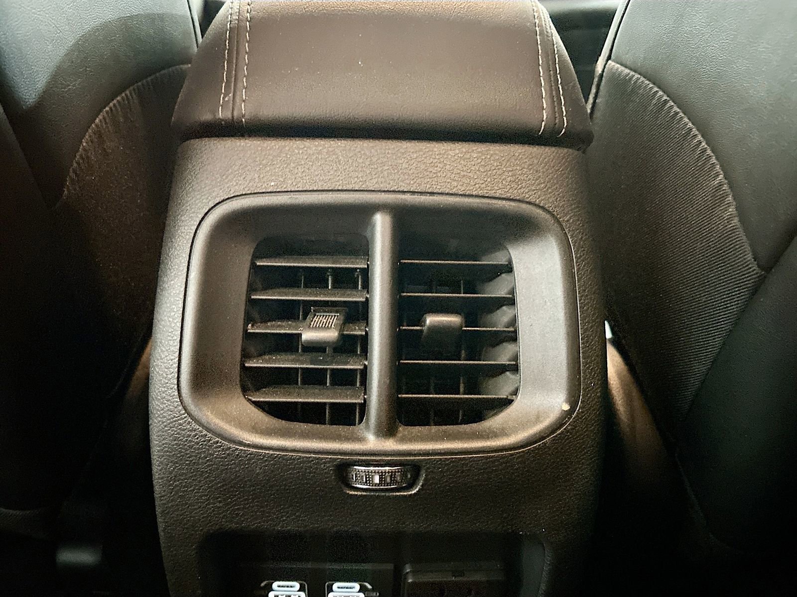 Used 2023 Jeep Cherokee Altitude Lux AWD/4WD image 24