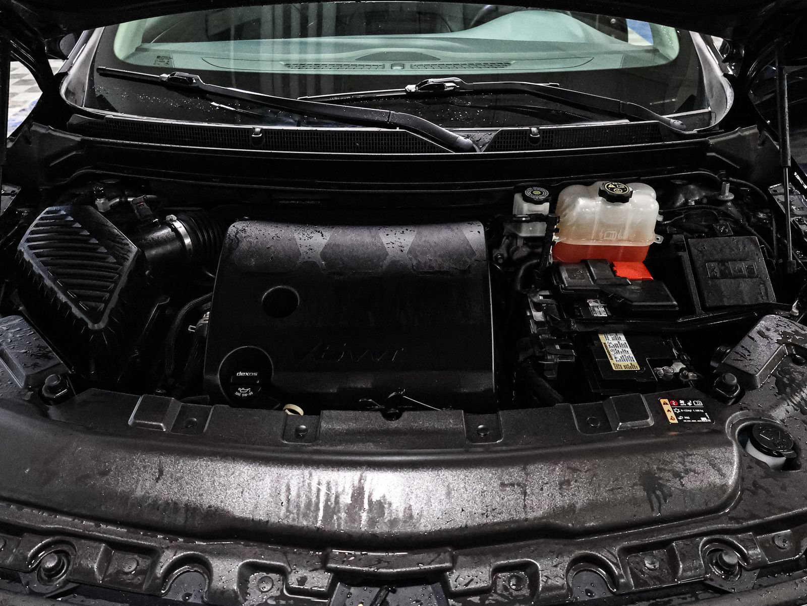 Used 2020 Buick Enclave Essence AWD/4WD image 17