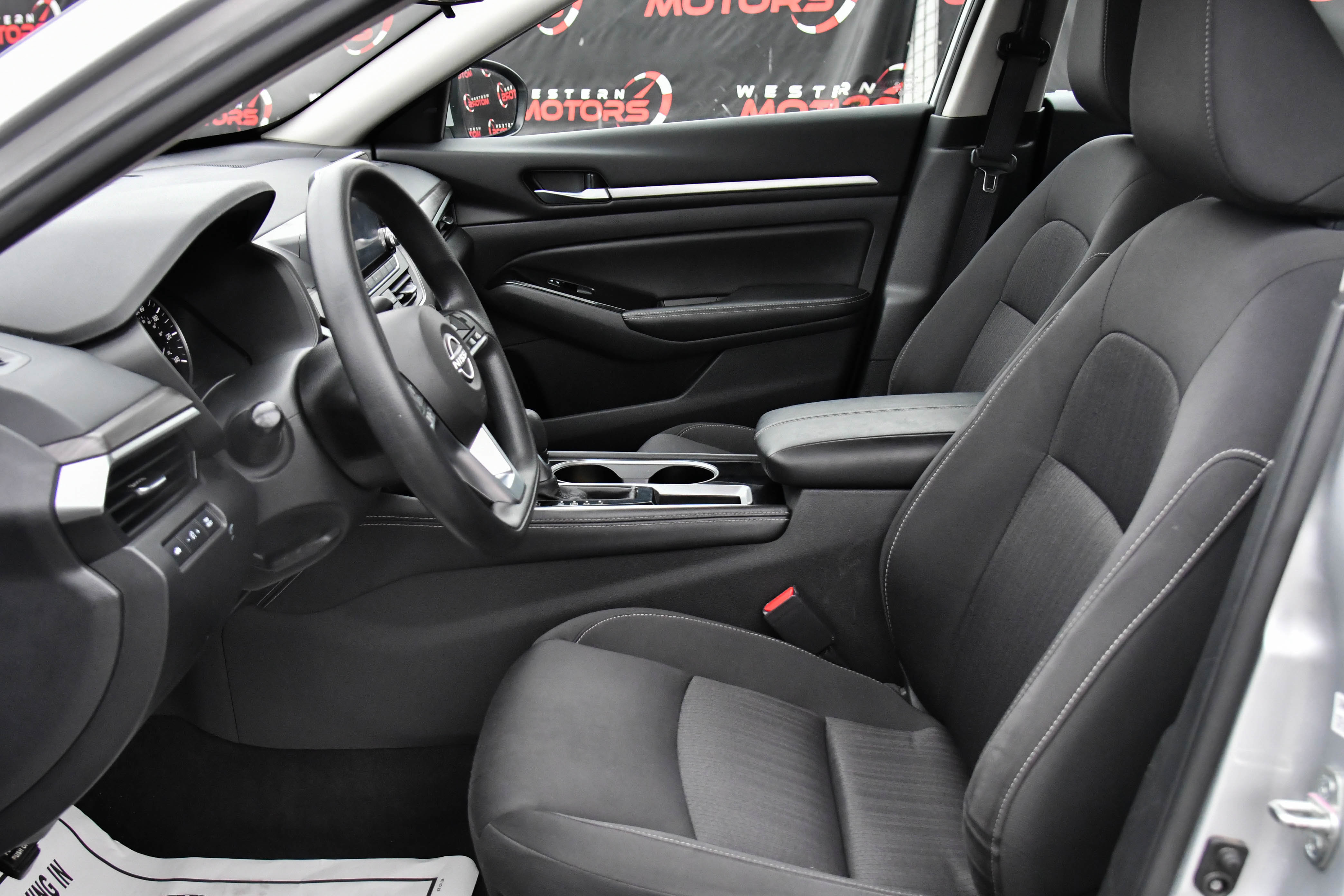 Used 2023 Nissan Altima 2.5 SV image 17