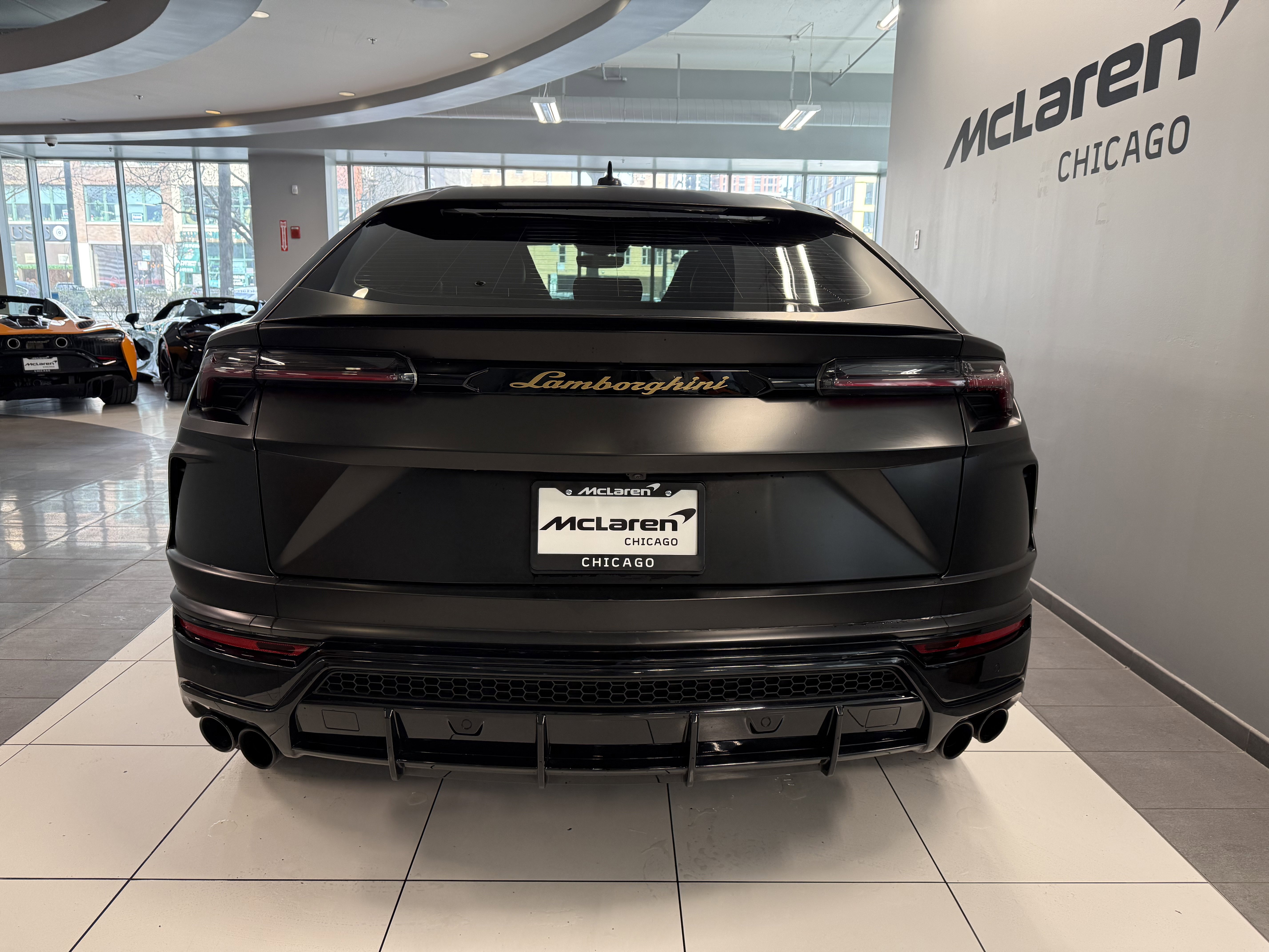 Used 2020 Lamborghini Urus image 3