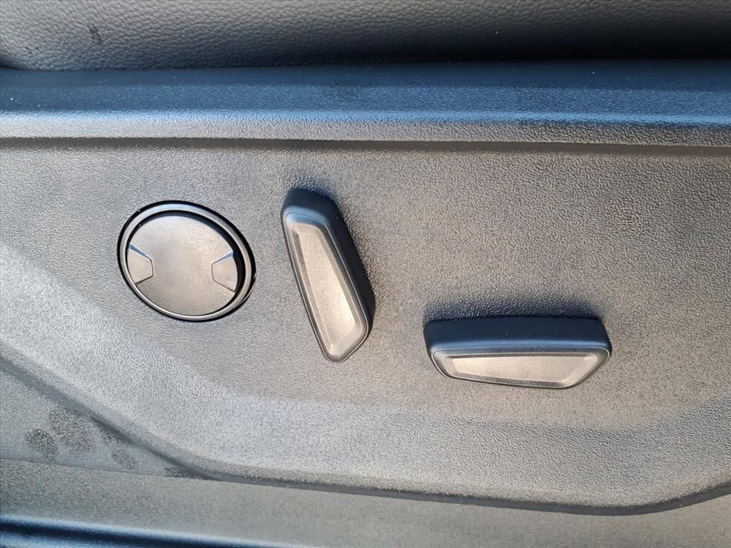 New 2026 Ford F250 Lariat w/ Lariat Premium Package image 13