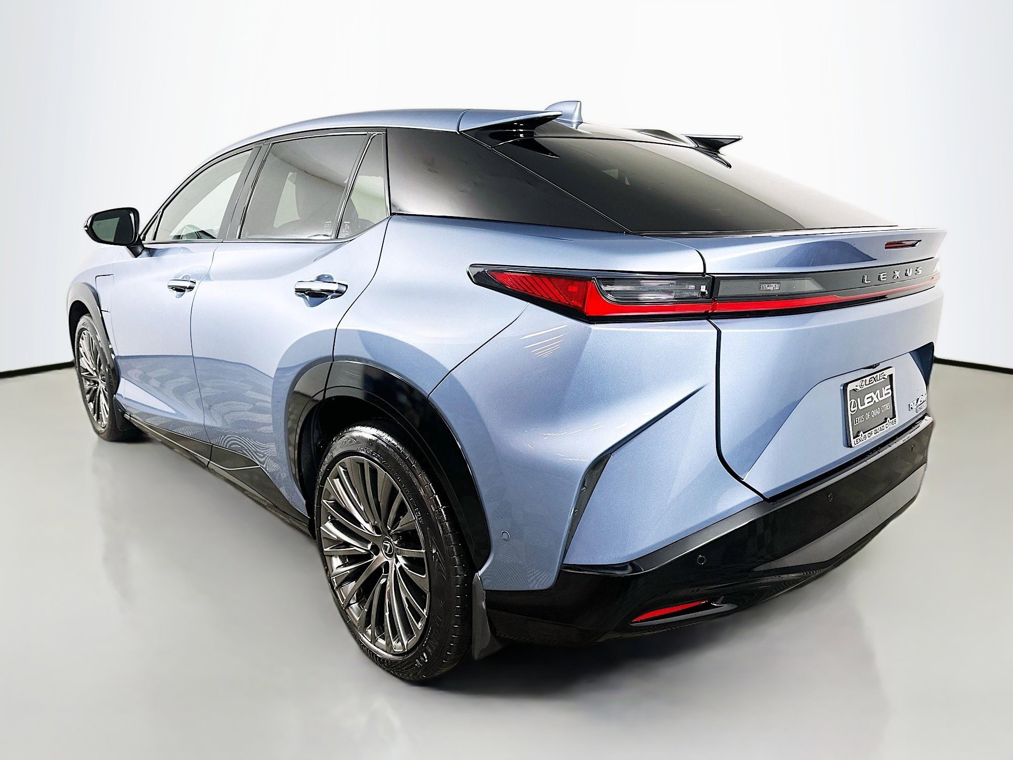 Used 2023 Lexus RZ 450e Premium w/ Cold Area Package image 5