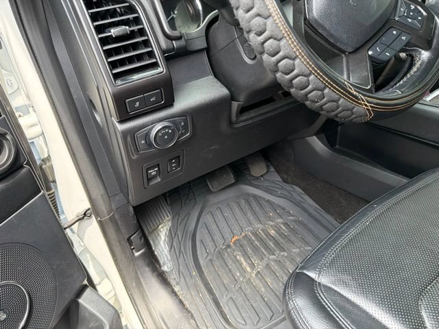 Used 2020 Ford Expedition Limited w/ Equipment Group 301A AWD/4WD image 21