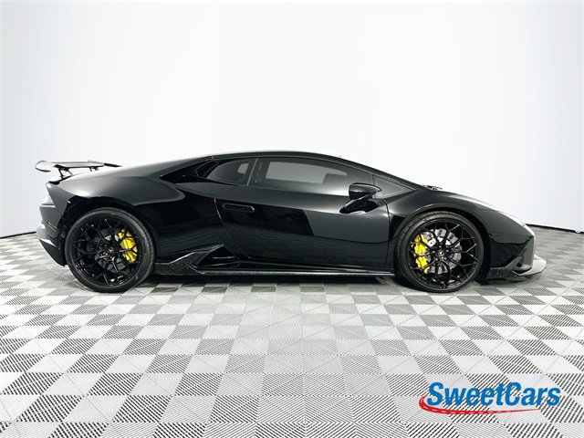 Used 2021 Lamborghini Huracan EVO image 8