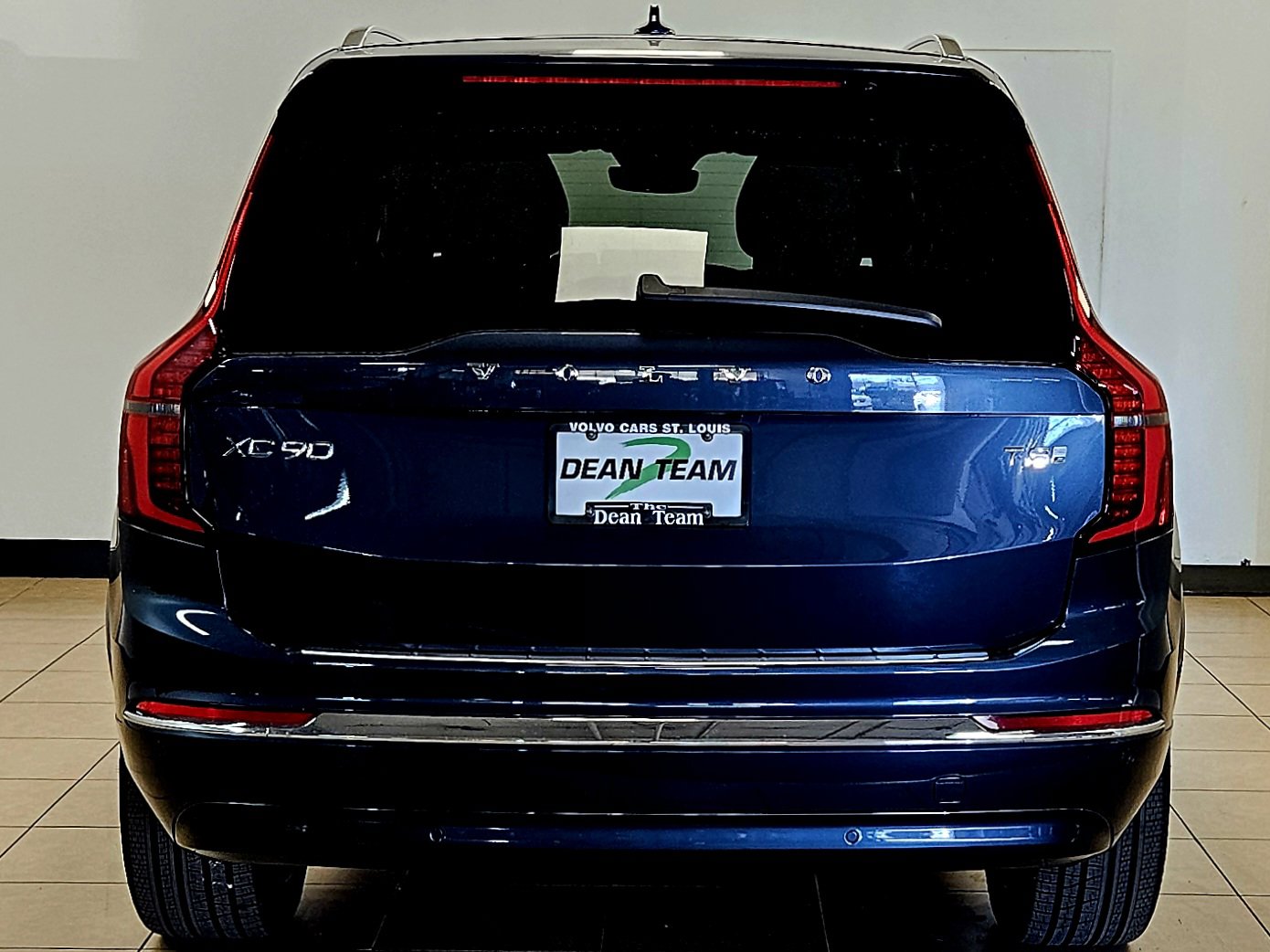 New 2026 Volvo XC90 T8 Ultra w/ Protection Package Premier image 9