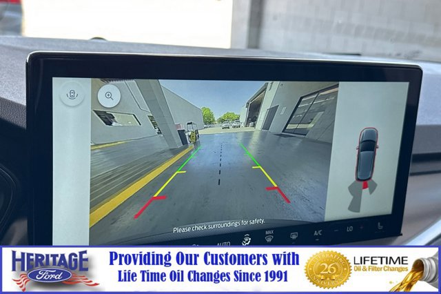 New 2025 Ford Escape SE image 17