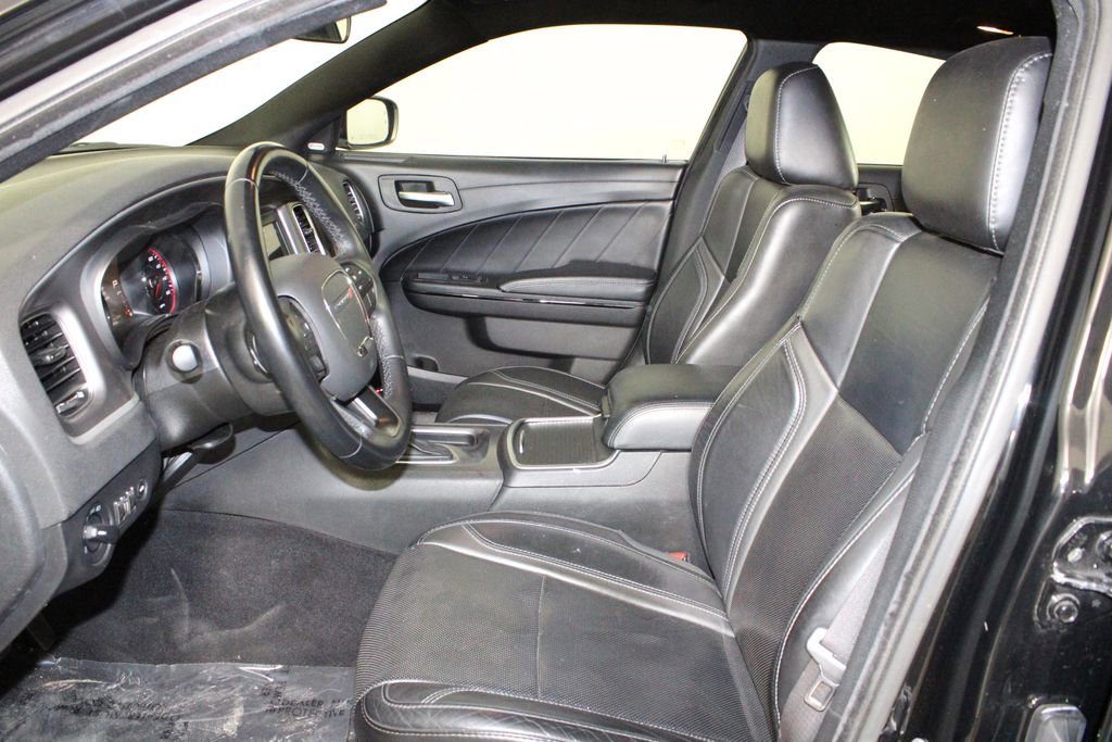 Used 2022 Dodge Charger SXT image 10