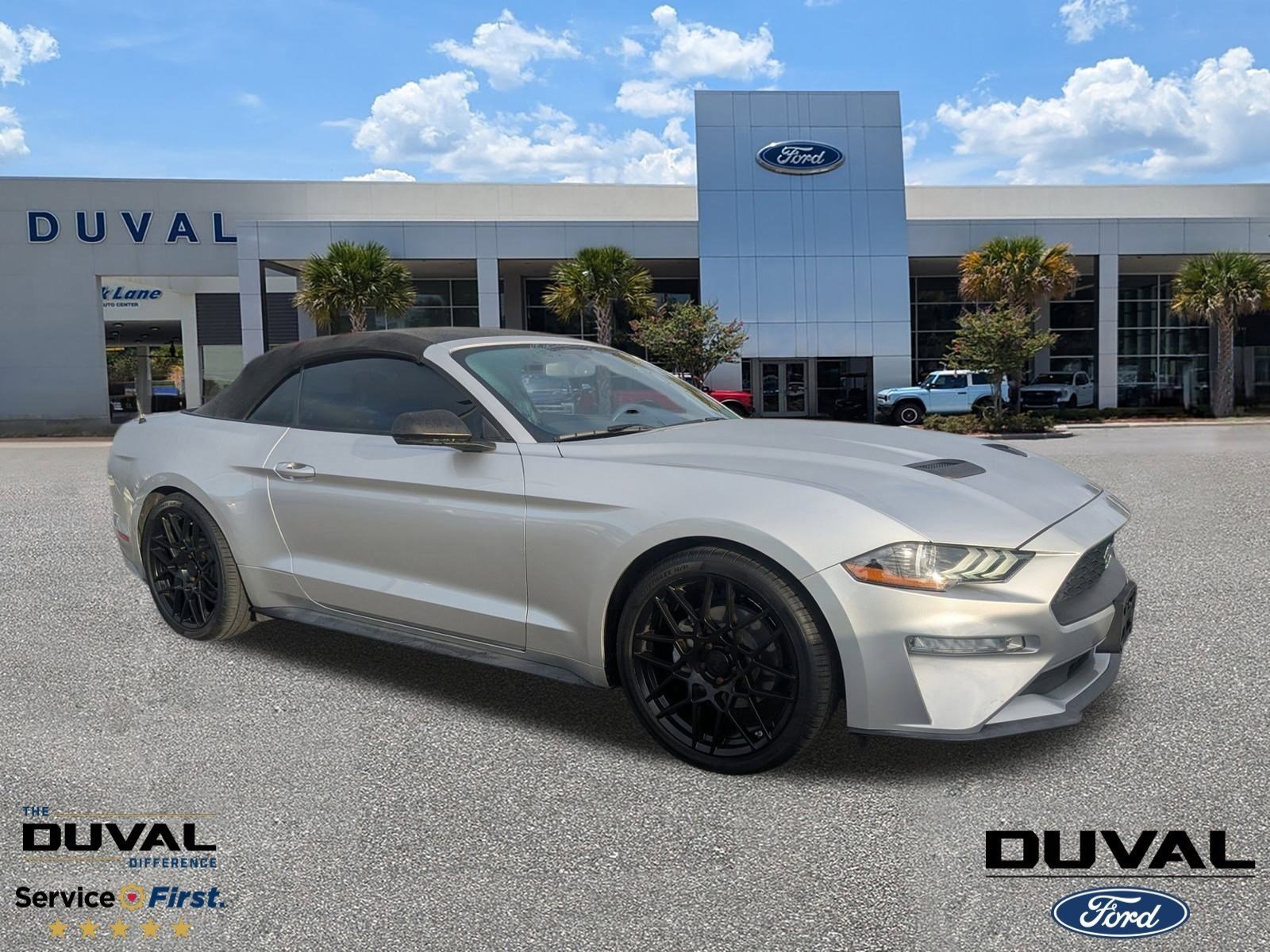 Used 2019 Ford Mustang Premium image 1