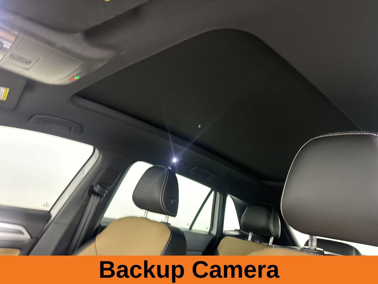 Used 2023 Volkswagen Atlas Cross Sport SE w/ Panoramic Sunroof Package image 10