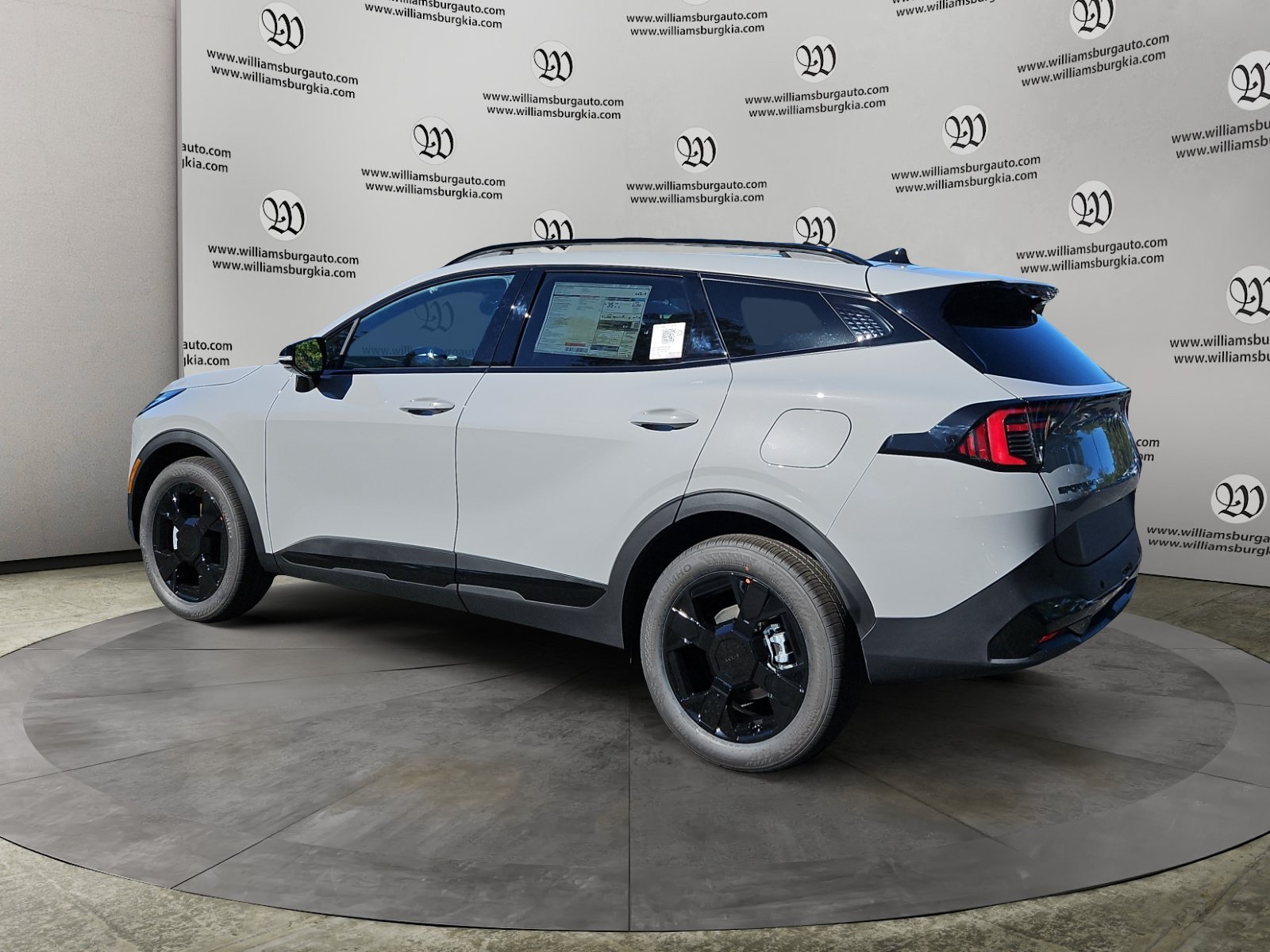 New 2027 Kia Sportage X-Line AWD/4WD image 3