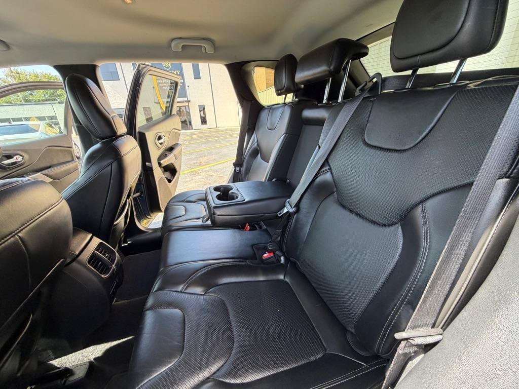 Used 2020 Jeep Cherokee Limited AWD/4WD image 14