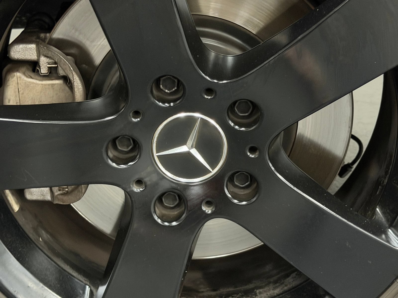 Used 2022 Mercedes-Benz G 550 image 16