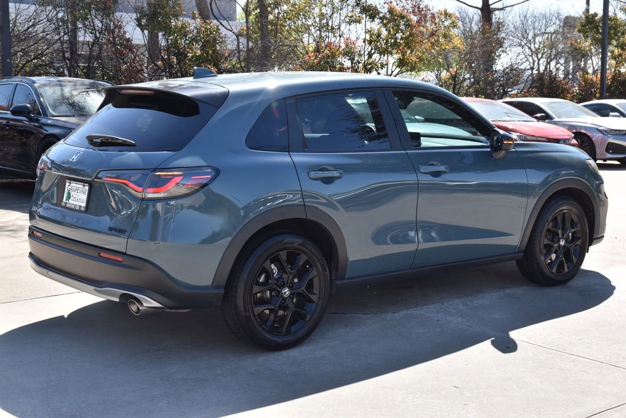 Used 2024 Honda HR-V Sport image 7