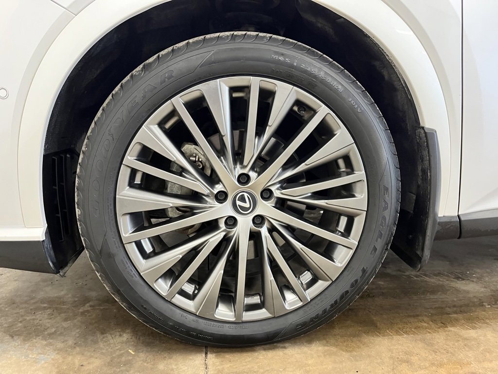 Used 2023 Lexus RX 350 FWD image 9